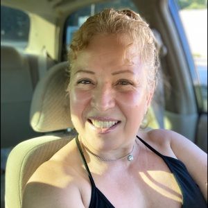 Meet your Posher, Mariela